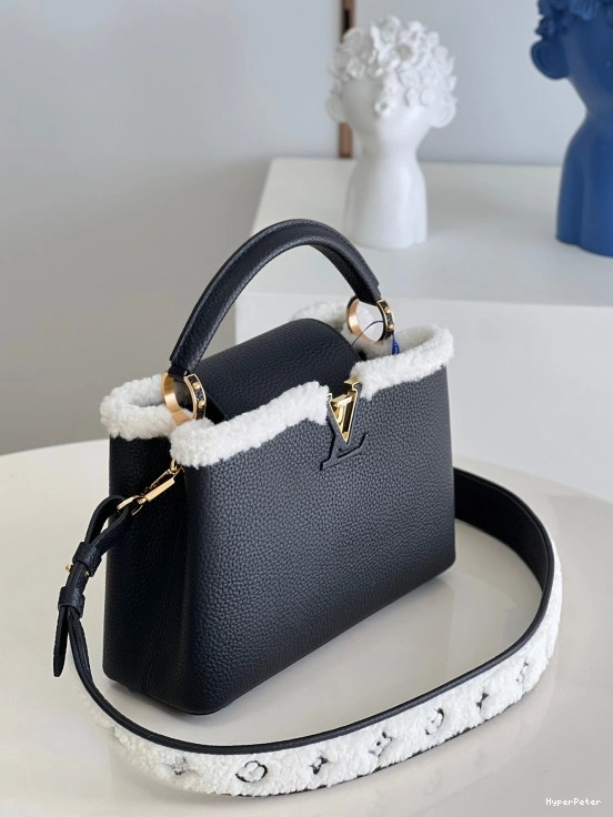 VUITTON LOUIS BB CAPUCINES 0726